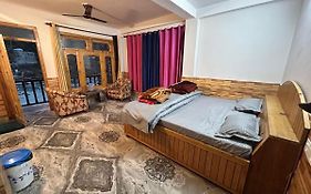 Riverstone Cottage